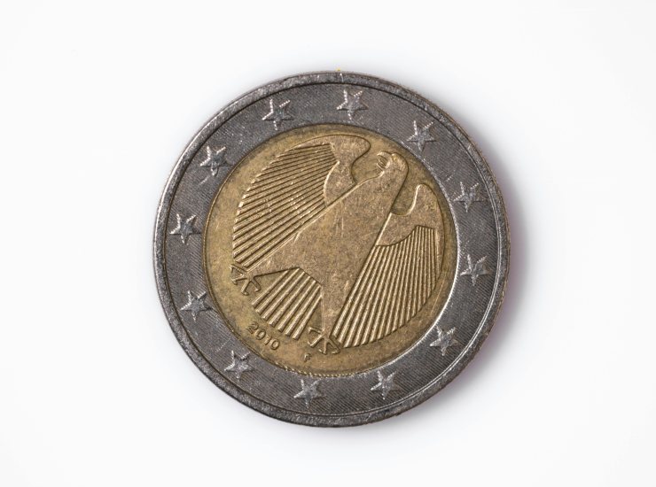 Moneta da due euro (pexels.com) - circuitolavoro.it