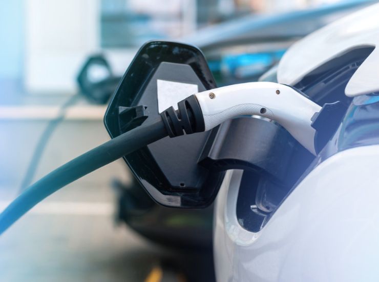 auto elettrica - freepik -circuitolavoro.it