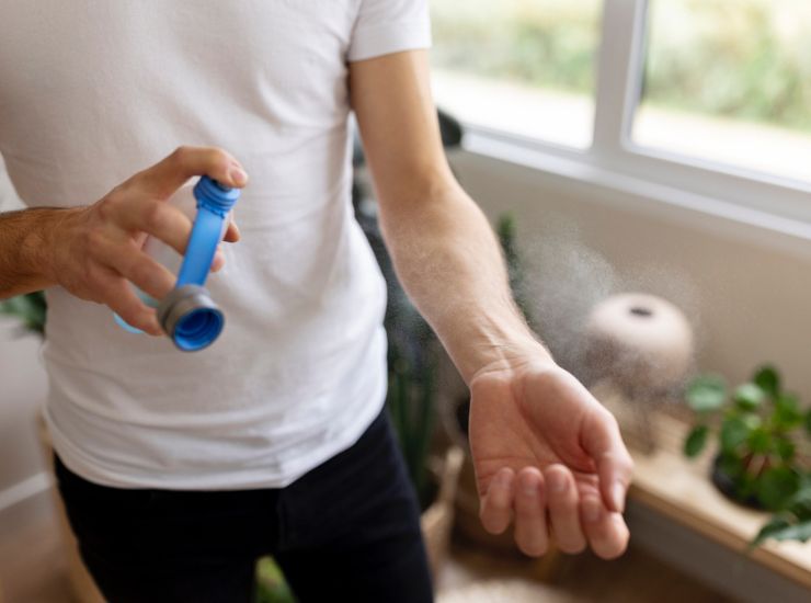 spray repellente - freepik -circuitolavoro.it