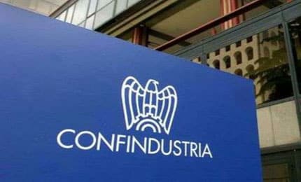 Concorso Confindustria giovani: stage da 1000 euro per neolaureati