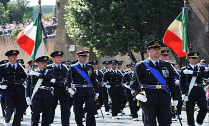 Concorsi per 11 tenenti nell'Aeronautica e 41 nell'Esercito