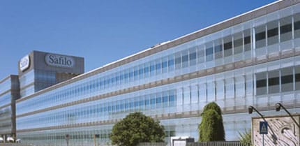 Safilo, posizioni aperte per laureati e diplomati
