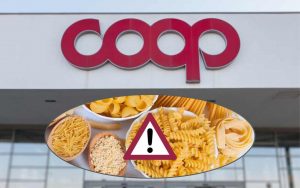 Insegna Coop, vari tipi di pasta e logo di Allerta