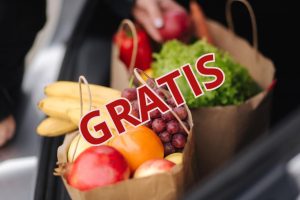 Buste della spesa e dicitura "gratis"