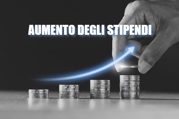 Rappresentazione aumento salariale e scritta "Aumento degli stipendi"