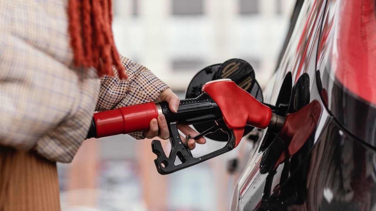 benzina gratis- freepik - circuitolavoro.it