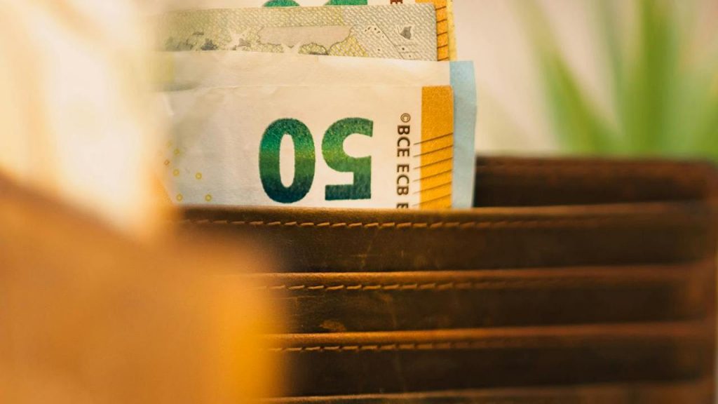 Aumento stipendio (pexels.com) - circuitolavoro.it