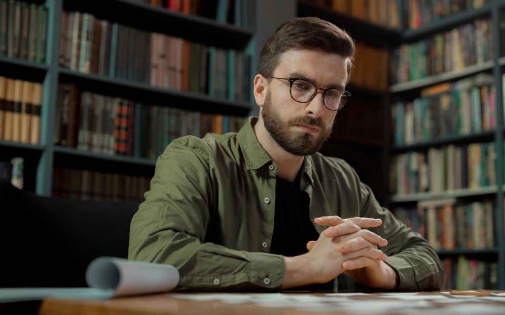 Altro che 1.500 euro al mese, “Qui un professore guadagna 3.700 euro”: il paese ha deciso | Tutti pronti a trasferirsi qui