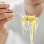 mangiare pasta - freepik -circuitolavoro.it