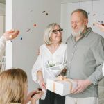 Famiglia che festeggia