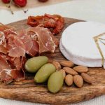 tagliere con salumi e formaggi