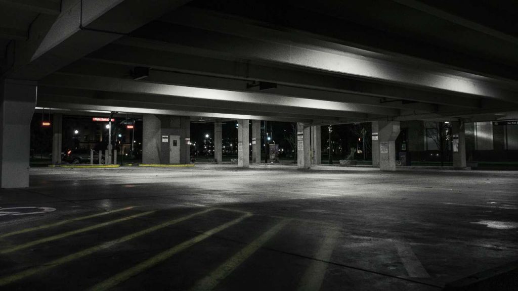 Parcheggio sulle strisce (pexels.com) - circuitolavoro.it