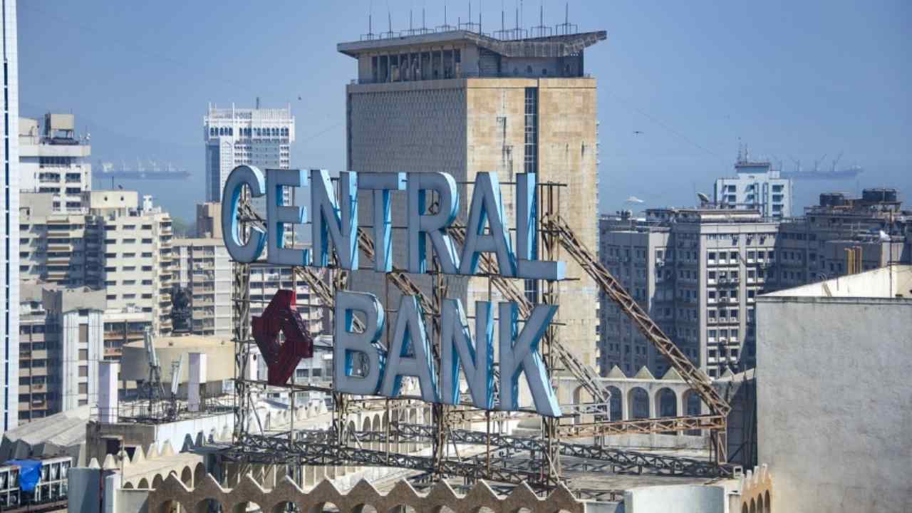 Bando di concorso per Lavorare in Banca: 60 posizioni da coprire subito | Ci si candida con questi requisiti
