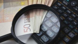 Migliaia di euro in voucher (pexels.com) - circuitolavoro.it